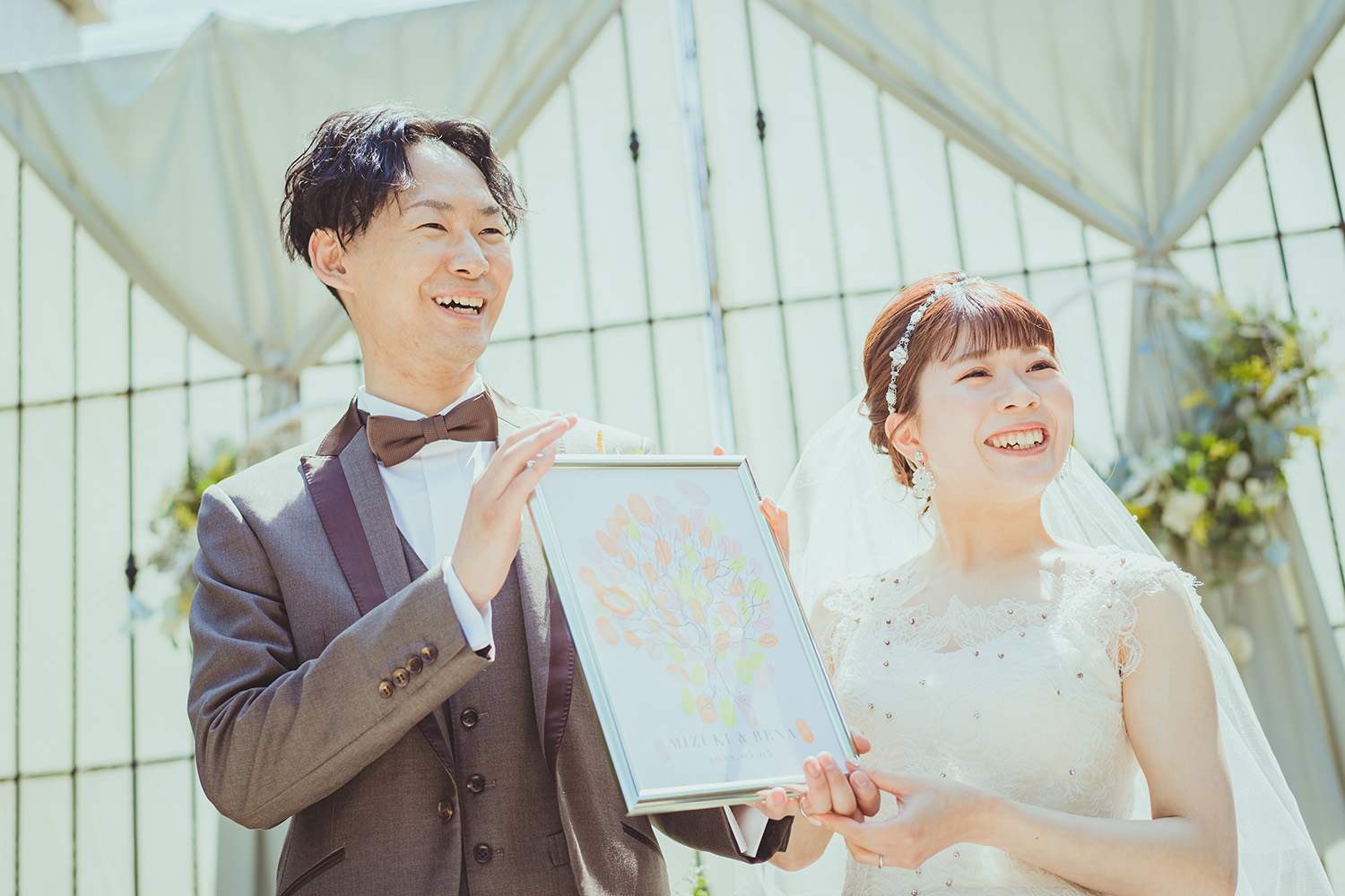 結婚証明書は、ゲスト全員に作ってもらったウェディングツリー
