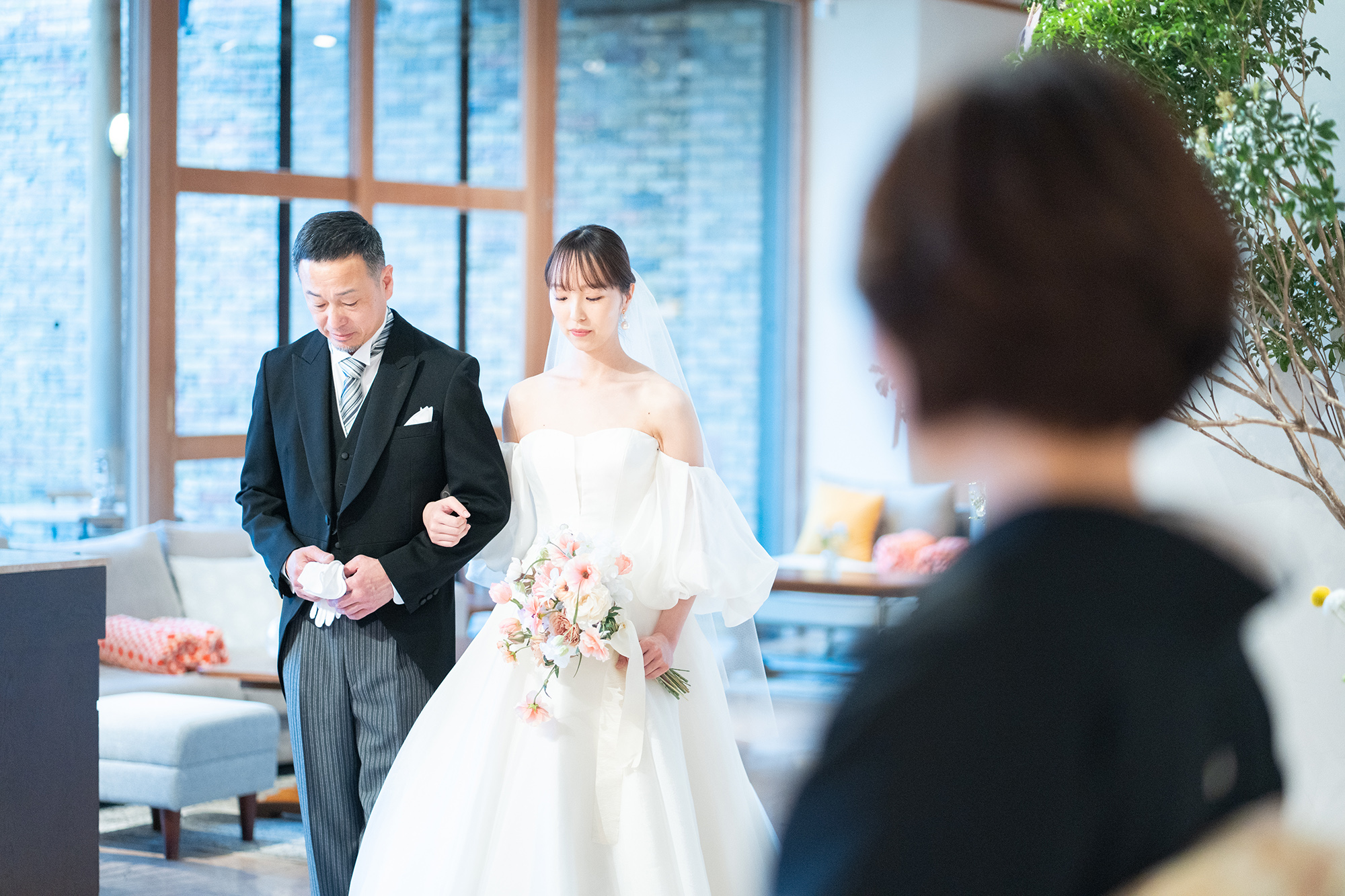 新婦　新婦父　入場　バージンロード