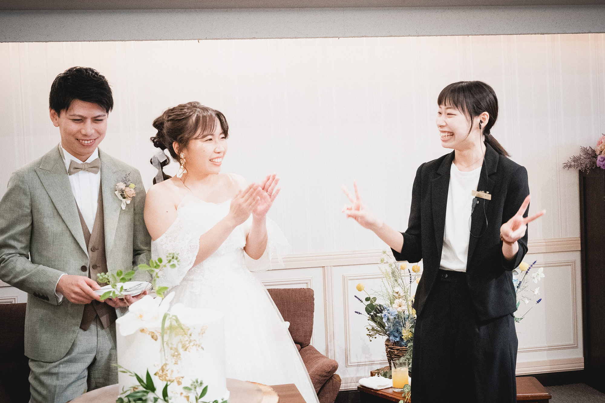 新郎新婦　プランナー　サプライズ