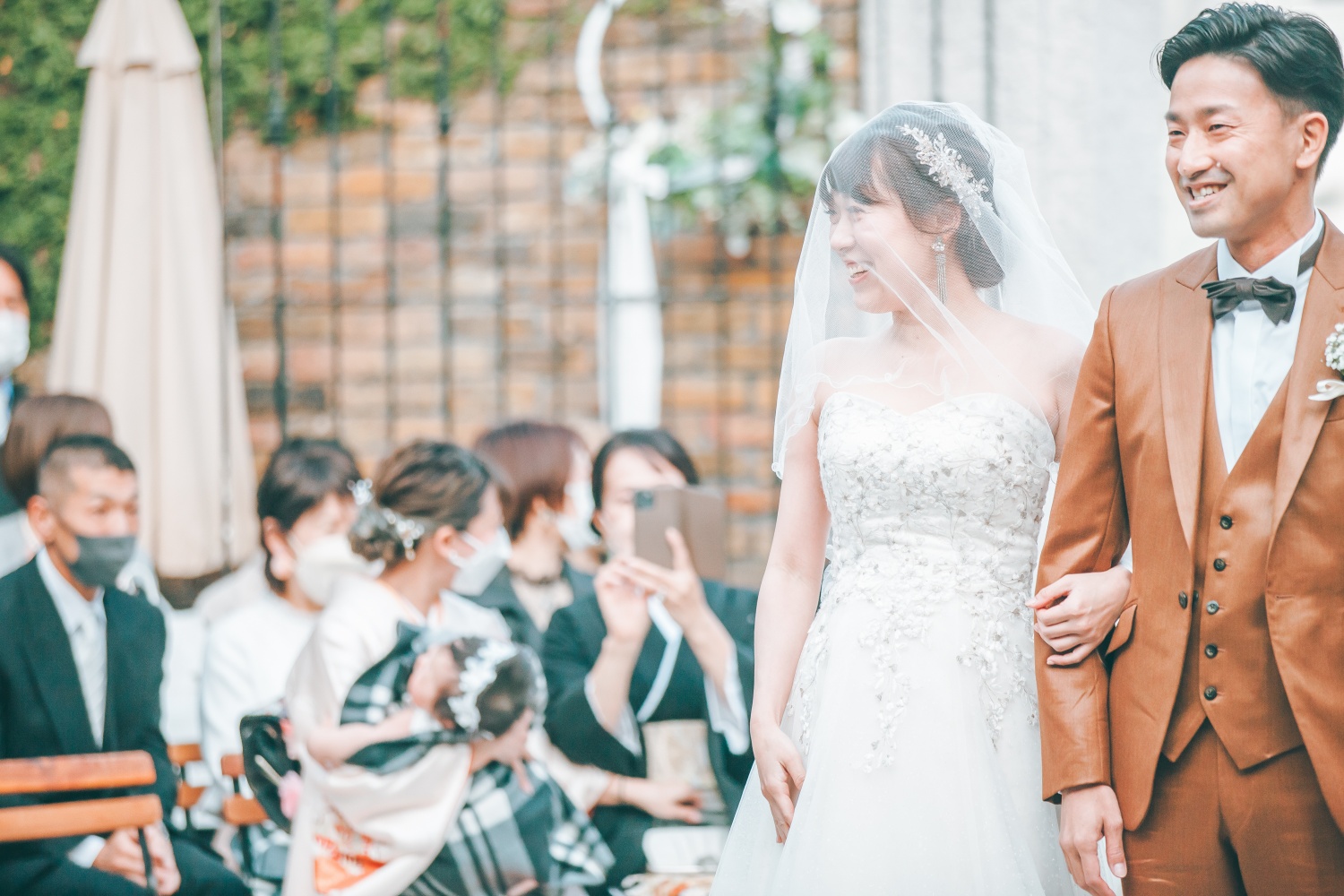 新郎新婦　挙式　演出