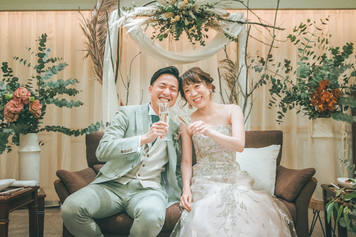 新郎新婦　高砂ソファ席　